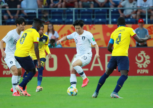 `MVP 유력` 이강인 "결승전, 반드시 이기고 싶다"